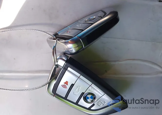 5UXCR4C09L9C10944: 43273955