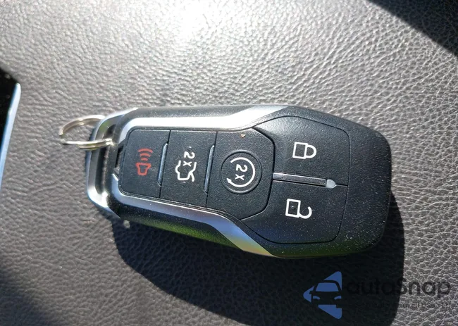 3LN6L2J92ER809383: 43273956