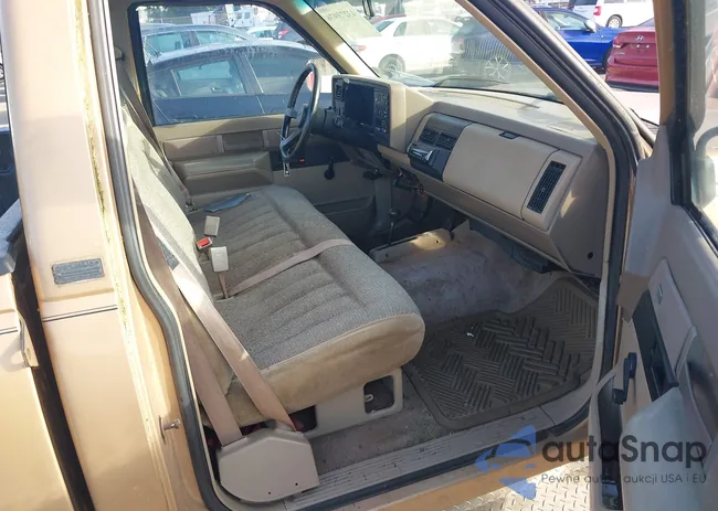 1GCFK24K7JE152082: 43273976