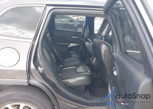 1C4PJLLB0JD568737: 43274208