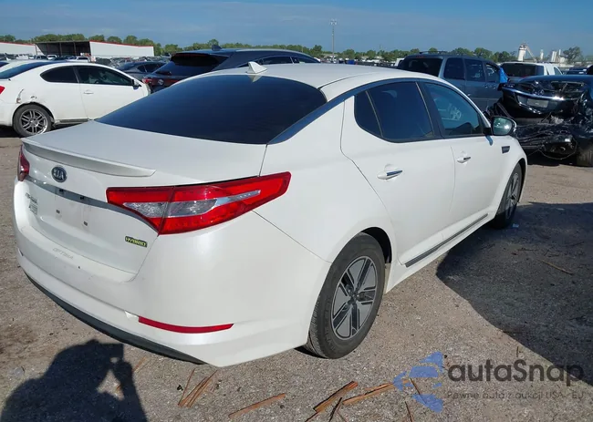 KNAGM4ADXB5007004: 43273527