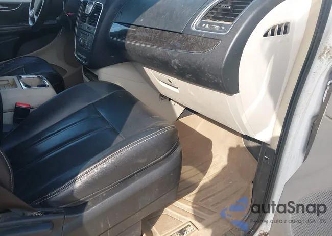 2C4RC1BG3ER218011: 43273583