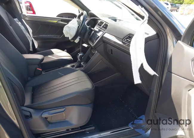 3VVCB7AX4RM002566: 43273661