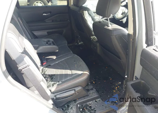 5N1DR3DJ7RC270930: 43274839