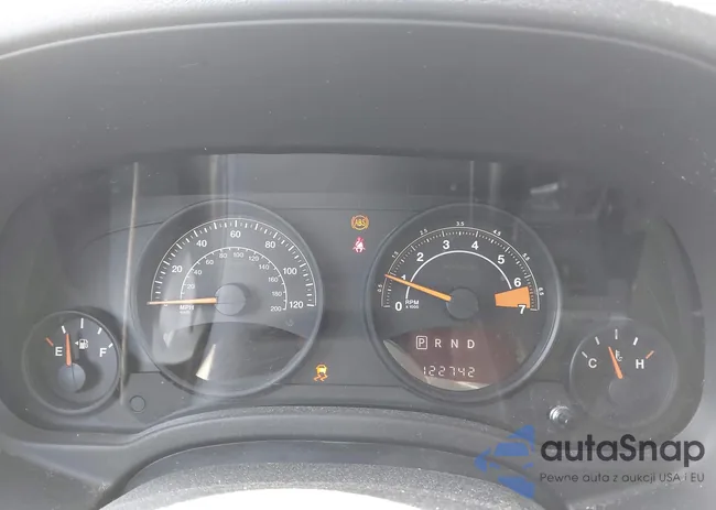 1C4NJRFB2GD653643: 43274971