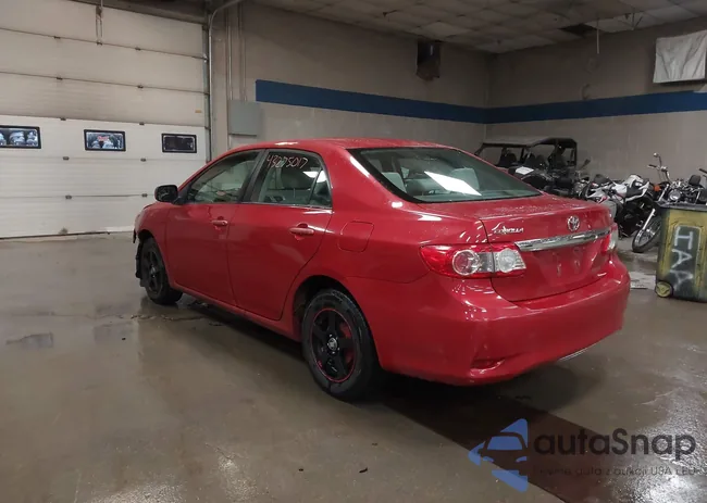 2T1BU4EE6BC702647: 43275017