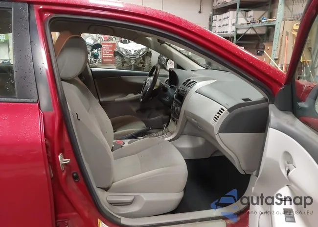 2T1BU4EE6BC702647: 43275017