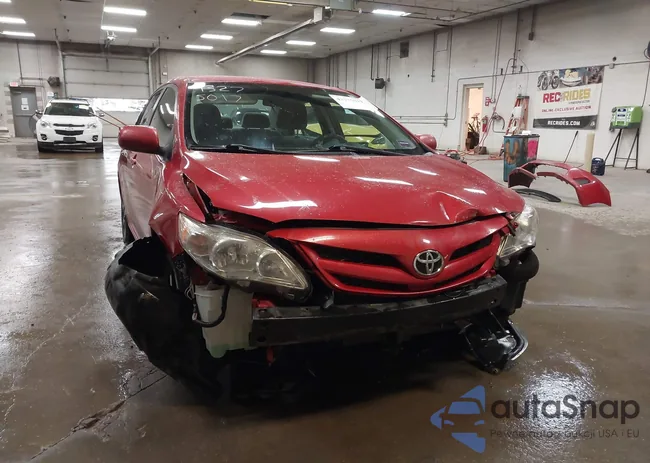 2T1BU4EE6BC702647: 43275017