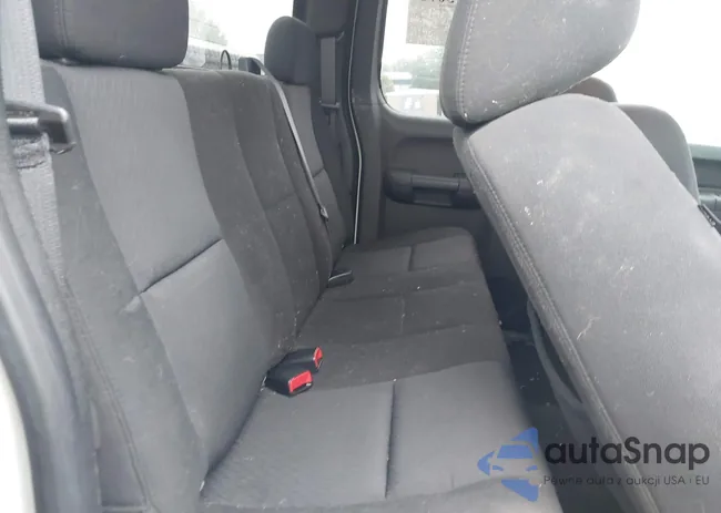 1GCSKREA2AZ120372: 43275076