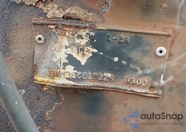 J9M83EC818229: 43275110