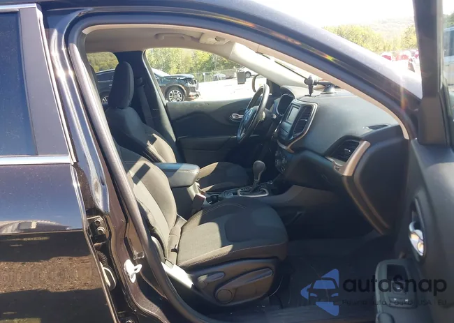 1C4PJMCB1GW147726: 43275288