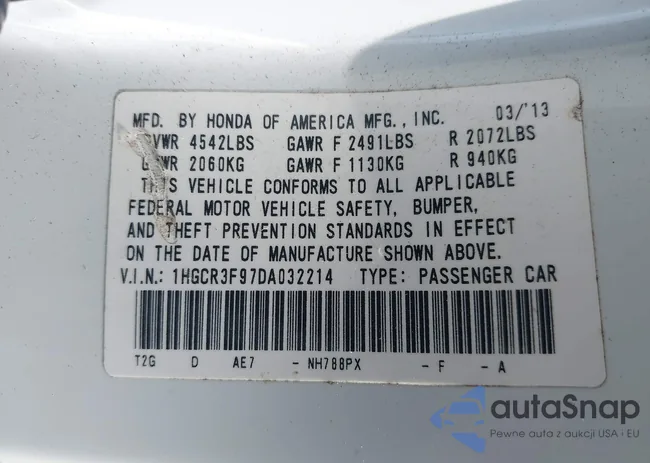 1HGCR3F97DA032214: 43275329