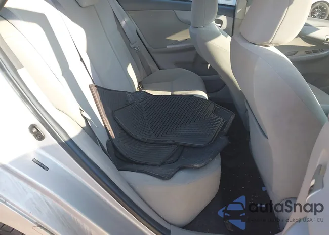 2T1BU4EE4AC309289: 43275332