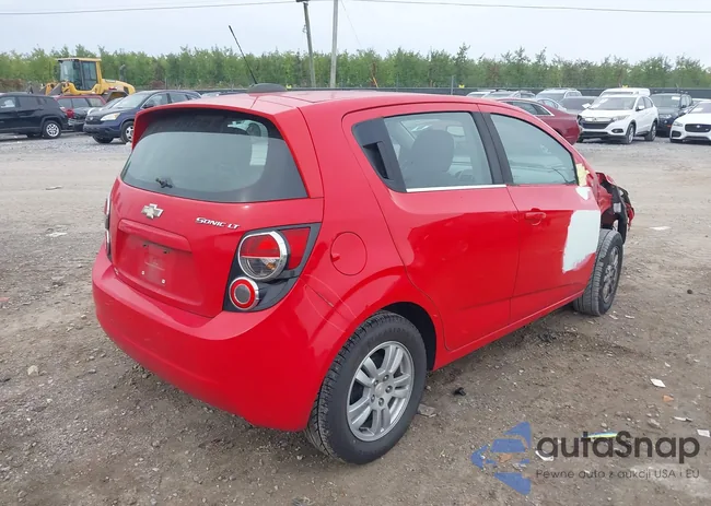 1G1JC6SH8F4140342: 43275352