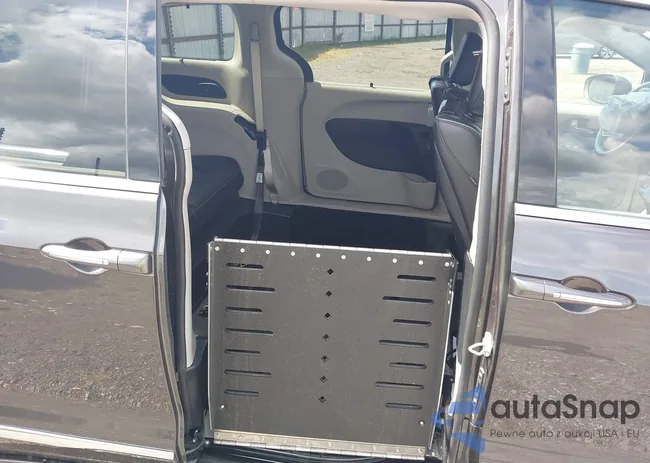 2C4RC1GG0LR237928: 43274613