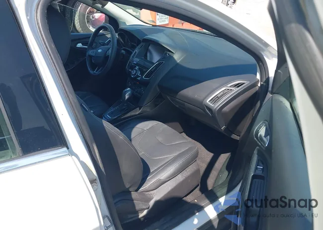 1FADP3N29FL366447: 43274669