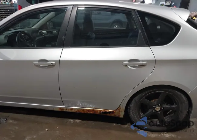 JF1GH6A67BG819942: 43275926