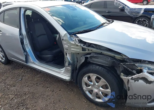 3MZBN1U72JM197661: 43276115