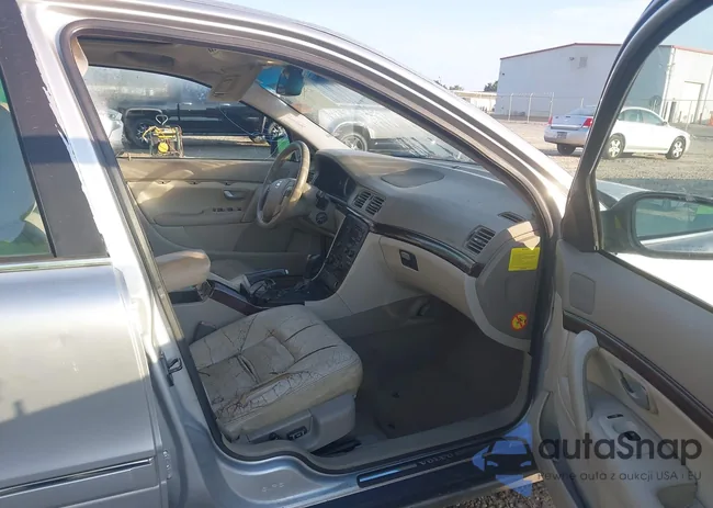 YV1TS92D441355923: 43276181