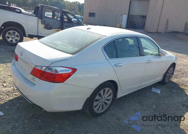 1HGCR3F89FA005915: 43276395