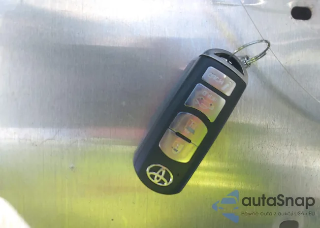 3MYDLBYV9HY191828: 43275437