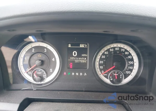 3C6UR5HL6EG251862: 43275520