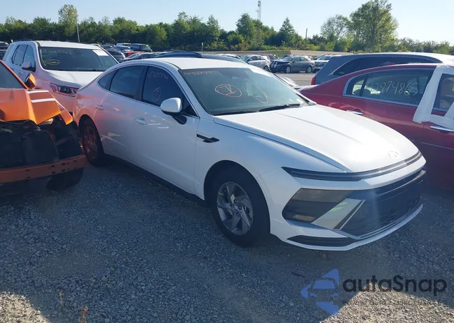 KMHL24JA1SA439903: 43275544