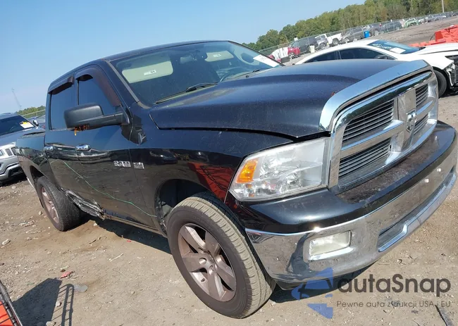 1D3HV13T89S705069: 43275552