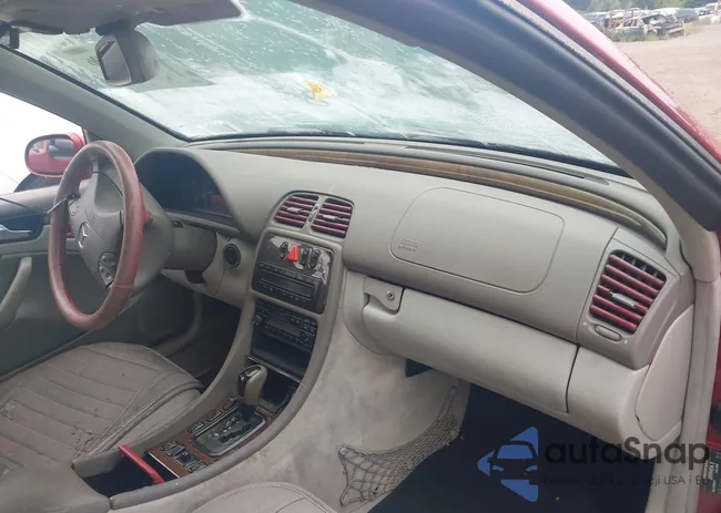 WDBLK70G12T128597: 43275696