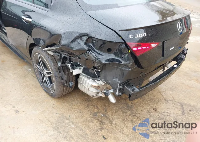 W1KAF4HB3RR218075: 43275726