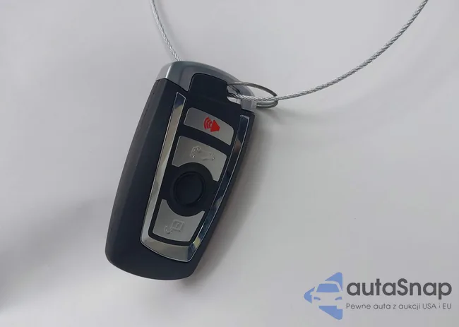 WBAXG5C5XCDX04828: 43275772