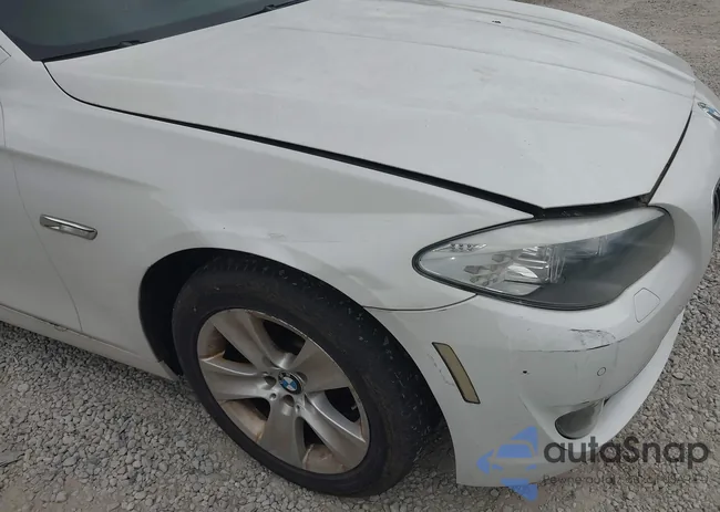 WBAXG5C5XCDX04828: 43275772