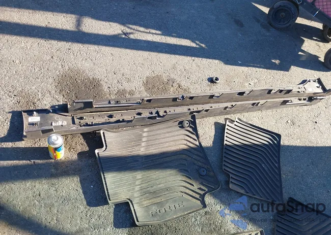 3KPF34ADXLE159839: 43275783