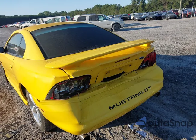 1FAFP42X2WF131031: 43275791