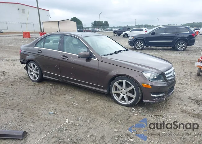 WDDGF4HB2DR294096: 43276830