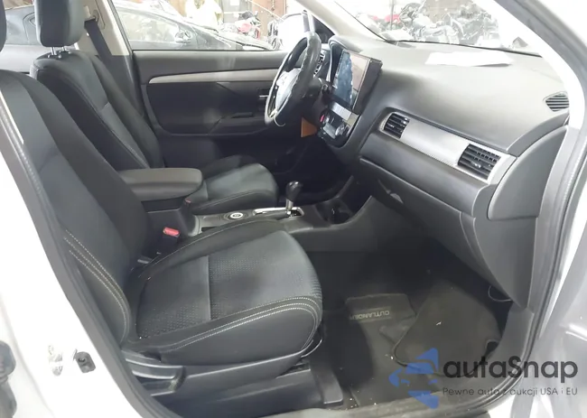 JA4AZ3A31GZ055562: 43276937