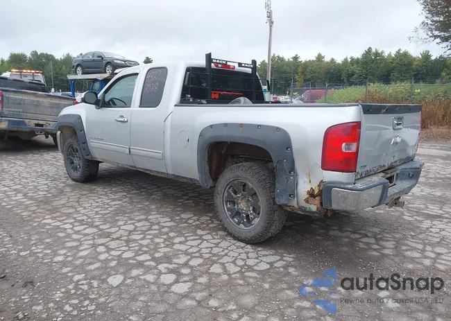 1GCSKSE35AZ210558: 43277028