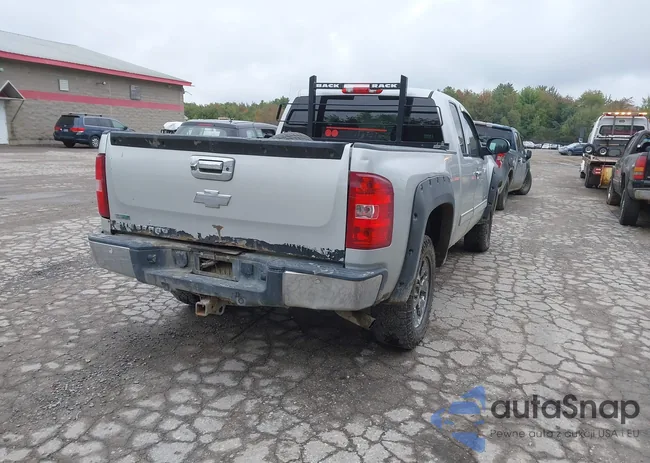 1GCSKSE35AZ210558: 43277028