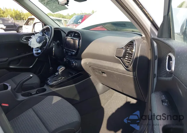 KNDJ33AU1M7742399: 43277262