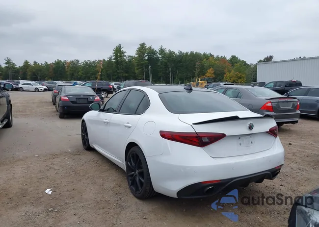 ZARFAEDN5J7565014: 43277355