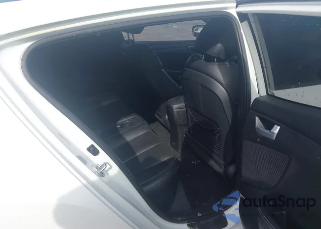 KMHTC6AEXFU223001: 43276443