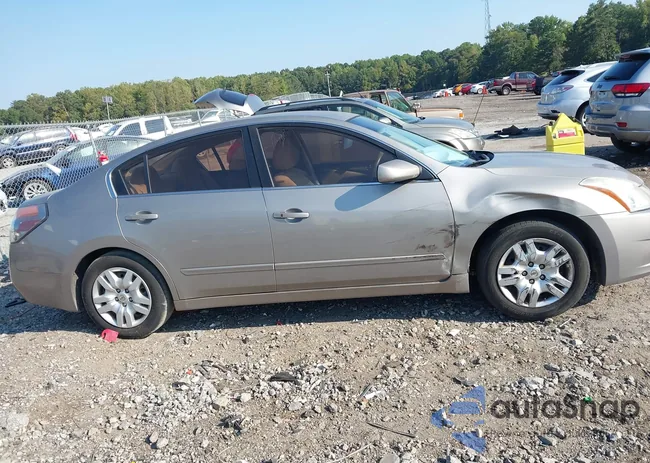 1N4AL2AP4BC149618: 43276484