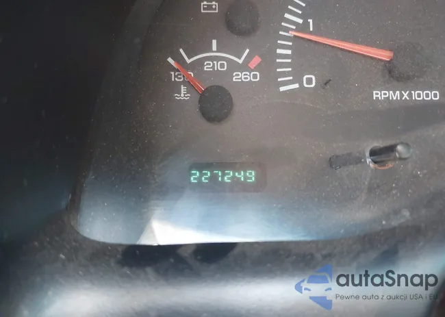 3B7HC13Y1YG106661: 43276502