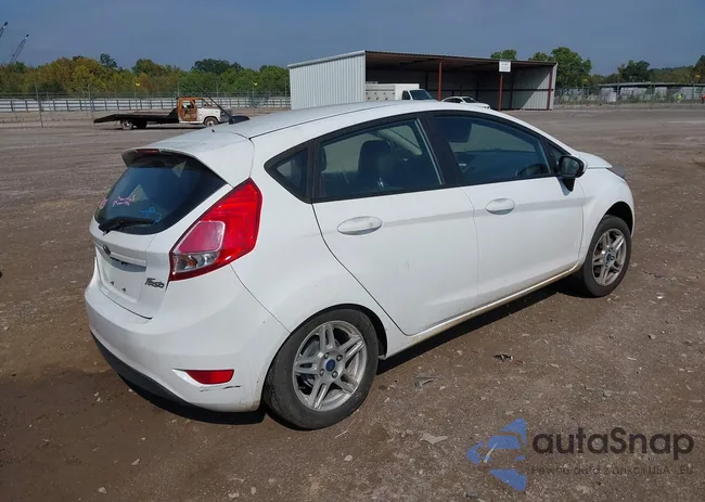 3FADP4EJ0KM152002: 43276747