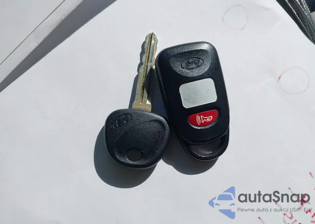 KMHD84LF5HU063211: 43277919