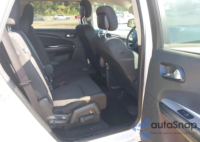 3C4PDCBG2HT526451: 43278058