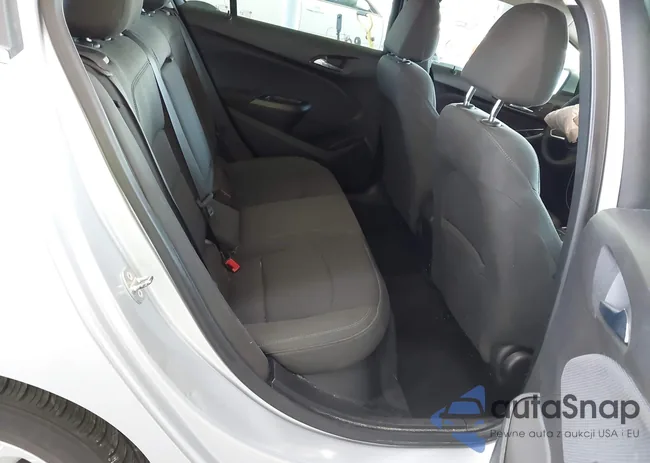 1G1BE5SM6J7143415: 43278068