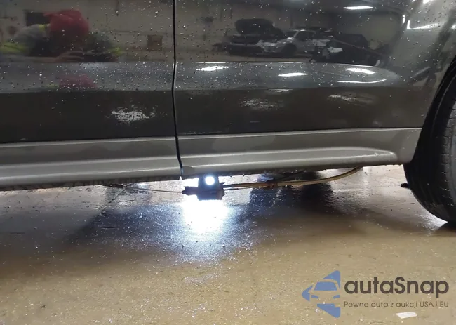 2CNFLGEC1B6446418: 43278135