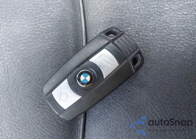 WBAPK7C57BA973251: 43278198