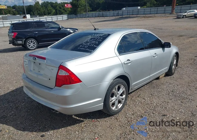 3FAHP0HAXCR237679: 43278206